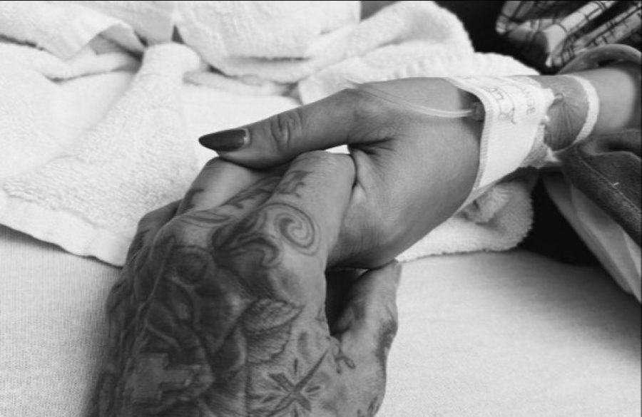 ONE USE - Instagram - Kourtney Kardashian - Travis Barker - hands - baby post - Sept 23 BangShowbiz