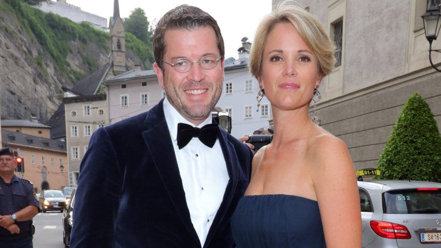 Karl-Theodor und Stephanie zu Guttenberg im Jahr 2016 in Salzburg. (wue/spot)