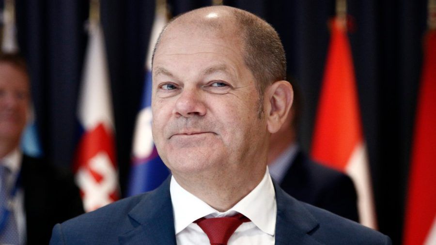 Olaf Scholz war am Wochenende beim Joggen gestürzt. (stk/spot)