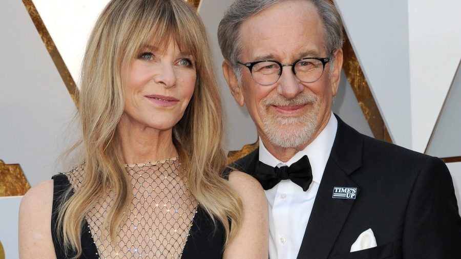 Kate Capshaw und Steven Spielberg greifen streikenden Filmschaffenden finanziell unter die Arme. (lau/spot)