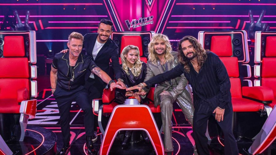 "The Voice of Germany": Die Coaches (v.l.n.r.) Ronan Keating, Giovanni Zarrella, Shirin David, Bill Kaulitz und Tom Kaulitz. (cg/spot)