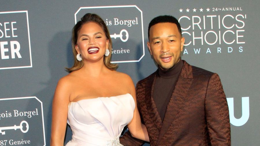 Chrissy Teigen und John Legend lernten sich 2006 kennen. Am 14. September 2013 feierten sie ihre große Hochzeit am Comer See. (ae/spot)