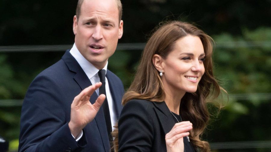 Für Prinz William und Prinzessin Kate geht es kommende Woche wieder los. (ili/spot)