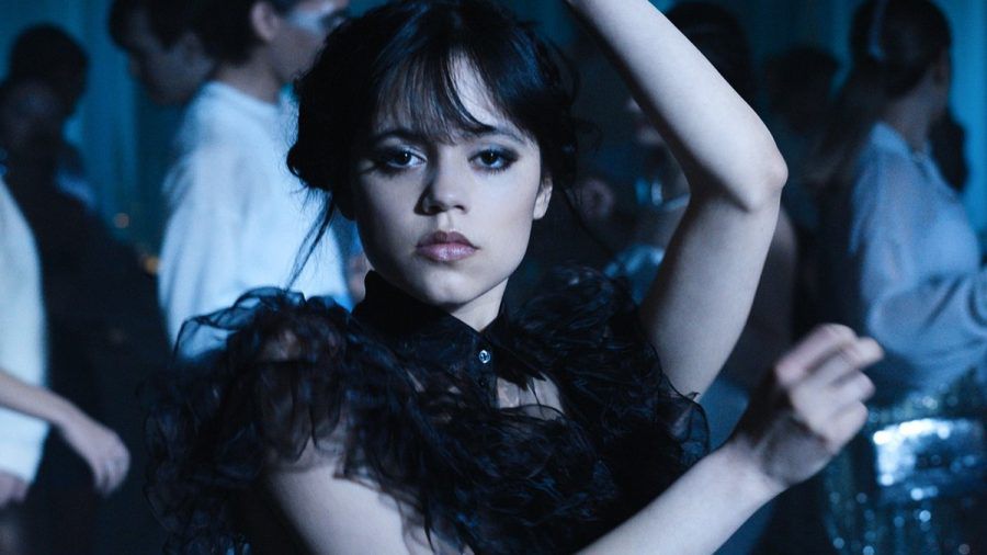 Die Netflix-Serie rund um Wednesday Addams war ein großer Erfolg: Perfekt, um sich davon für das diesjährige Halloween-Kostüm inspirieren zu lassen. (the/spot)