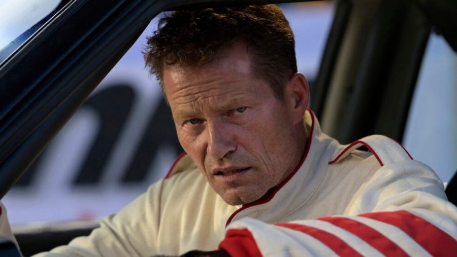 Til Schweiger als Autonarr Bertie in "Manta, Manta - Zwoter Teil". (stk/spot)