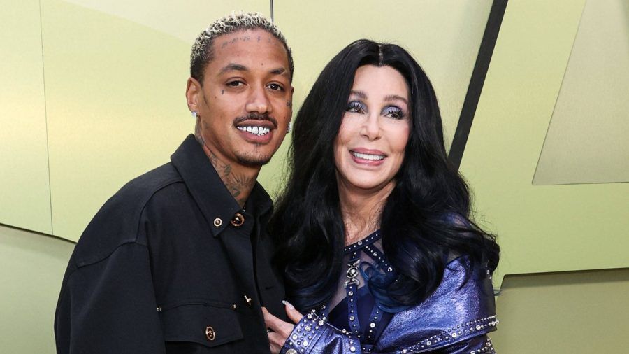 Cher ist glücklich mit ihrem Alexander "AE" Edwards. (ili/spot)
