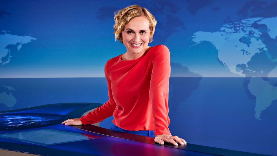 Caren Miosga präsentierte die "Tagesthemen" 16 Jahre lang und damit länger als alle Moderatoren und Moderatorinnen vor ihr. Nun übernimmt sie den Talk am Sonntagabend von Anne Will. (ae/spot)