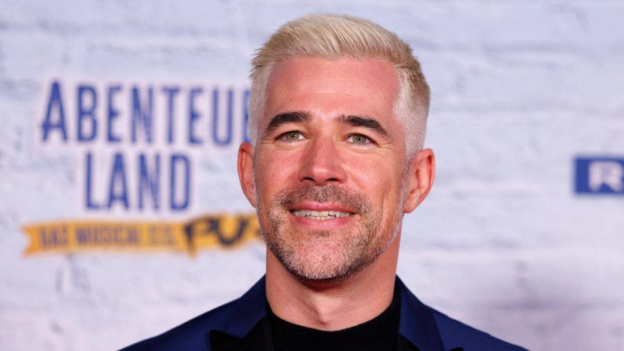 "Unter uns"-Star Jo Weil war bei der PUR-Musicalpremiere in Düsseldorf zu Gast. (che/spot)