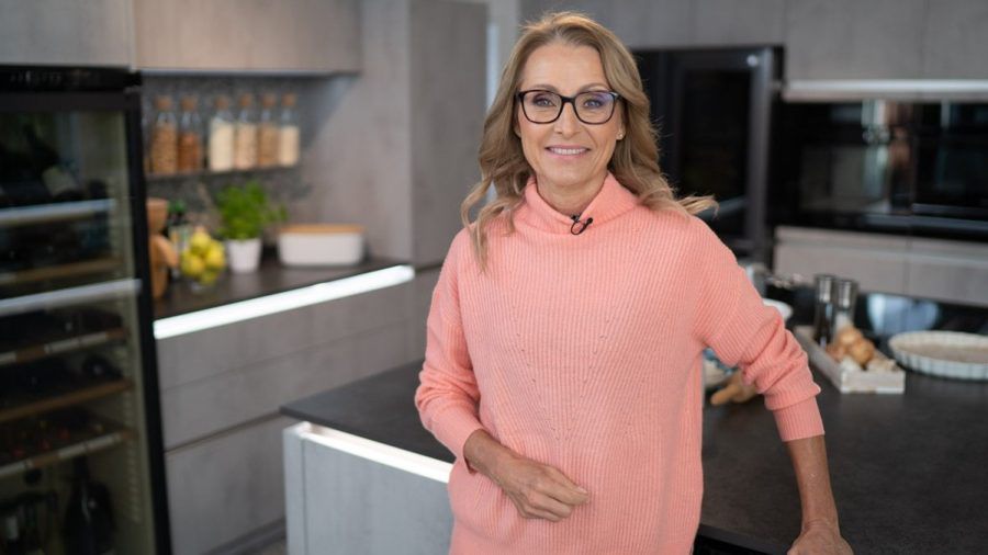 Die Ernährungswissenschaftlerin und TV-Moderatorin Dr. Alexa Iwan. (obr/spot)