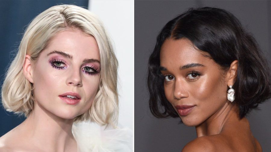 Der Textured Bob auf dem roten Teppich: Die Schauspielerinnen Lucy Boynton und Laura Harrier tragen beide eine Variante des angesagten Haarschnitts. (the/spot)