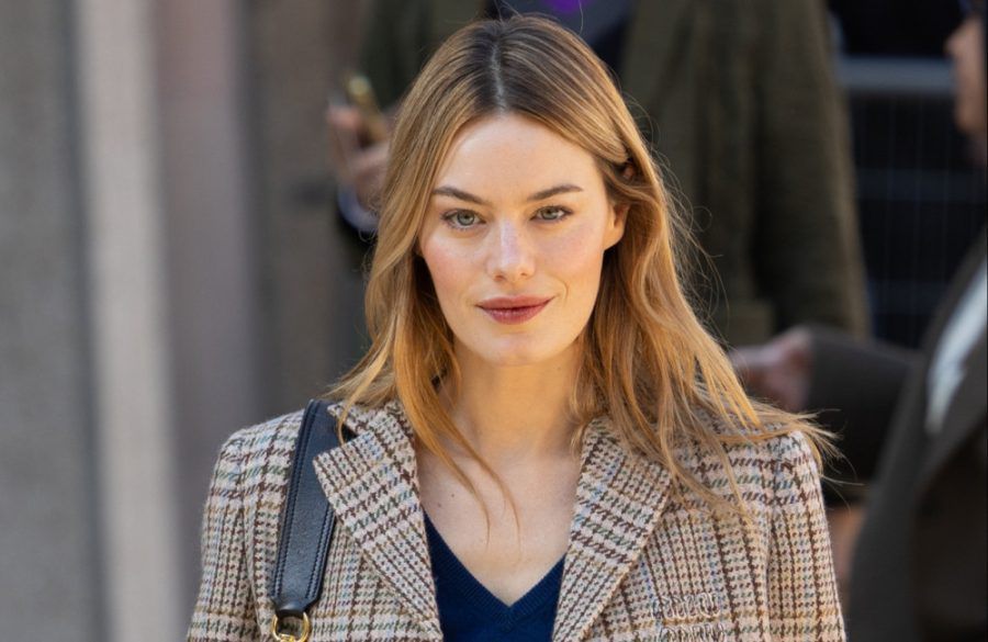 Camille Rowe - OCT 2022 - AVALON - Paris Fashion Week BangShowbiz