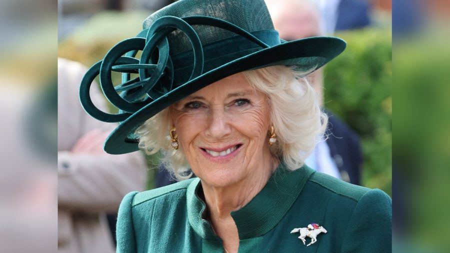 Königin Camilla strahlt in Ascot. (ili/spot)