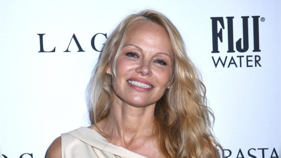 Pamela Anderson ist derzeit glücklicher Single. (tj/spot)