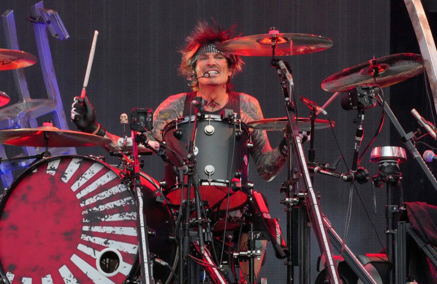 Tommy Lee - Stadium Tour Atlanta 2022 - Getty BangShowbiz