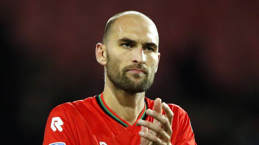 Fußballprofi Bas Dost hatte großes Glück. (stk/spot)