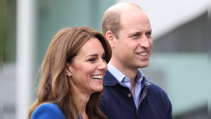 Prinz William und Prinzessin Kate bei ihrer Ankunft in Bisham. (wue/spot)