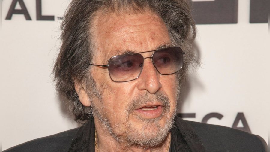 Hollywoodstar Al Pacino ist mit 83 Jahren noch einmal Vater geworden. Das kostet ihn laut US-Medien nun eine Menge Geld. (ae/spot)