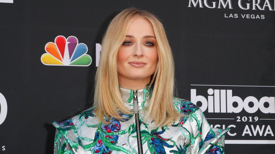 Sophie Turner hat sich offenbar auf einen neuen Mann eingelassen. (eee/spot)
