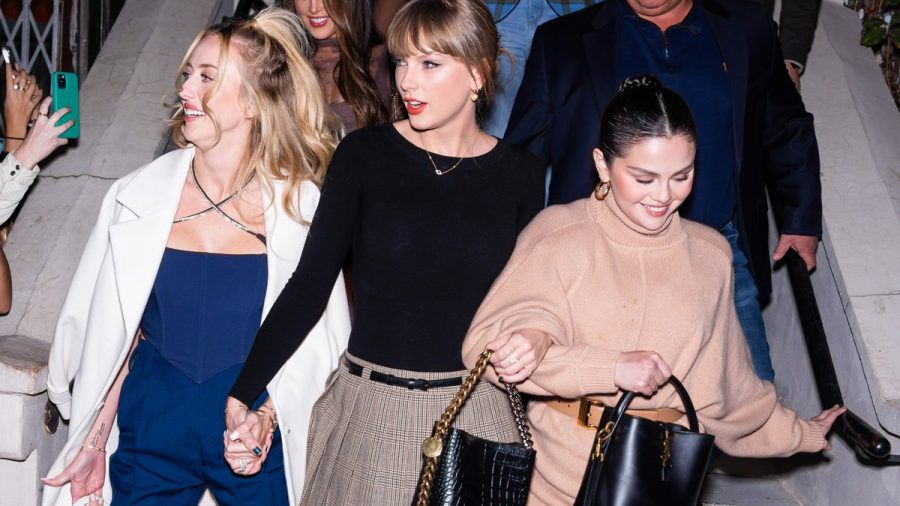 Brittany Mahomes, Taylor Swift und Selena Gomez (v.l.) in New York City. (eee/spot)