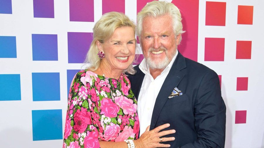 Hera Lind mit Ehemann Engelbert Lainer-Wartenberg bei einem Auftritt in Berlin. (hub/spot)