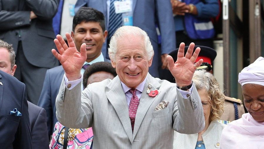 in der kenianischen Hauptstadt Nairobi wurde König Charles III. freundlich begrüßt - dort muss er sich jedoch klar von den Verfehlungen der Vergangenheit distanzieren (tj/spot)