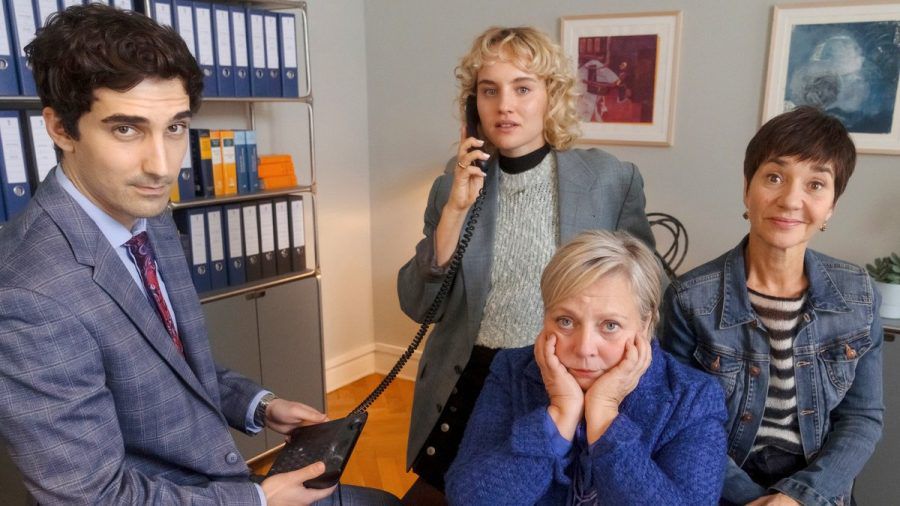 Die neuen und alten Stars von "Liebling Kreuzberg": Emre Aksizoglu, Luise von Finckh, Gabriela Maria Schmeide und Anja Franke (v.l.). (smi/spot)