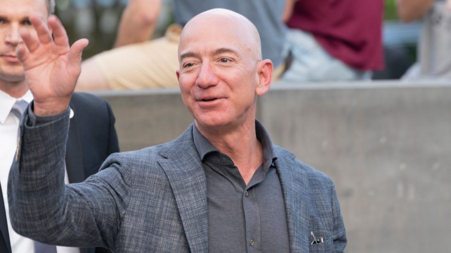 Jeff Bezos zählt zu den reichsten Menschen der Welt. (juw/spot)