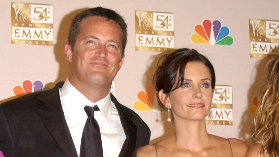 Courteney Cox und Matthew Perry arbeiteten für "Friends" eng zusammen. (jom/spot)