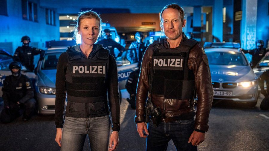 Julia Grosz (Franziska Weisz) und Thorsten Falke (Wotan Wilke Möhring) zum letzten Mal in einem gemeinsamen "Tatort". (dr/spot)
