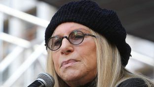 Barbra Streisand ist viel beschäftigt, hatte zuletzt jedoch auf mehr Freizeit gehofft. (wue/spot)
