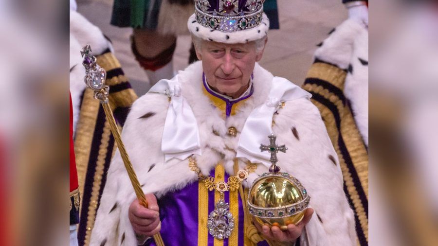 König Charles bei seiner Krönung in der Westminster Abbey. (hub/spot)