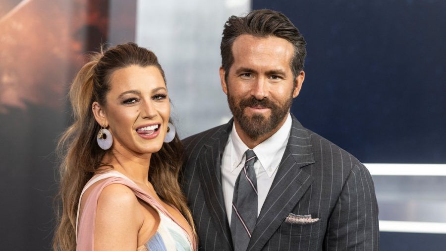 Blake Lively und Ryan Reynolds lernten sich bei den Dreharbeiten zu "Green Lantern" kennen. (ym/spot)