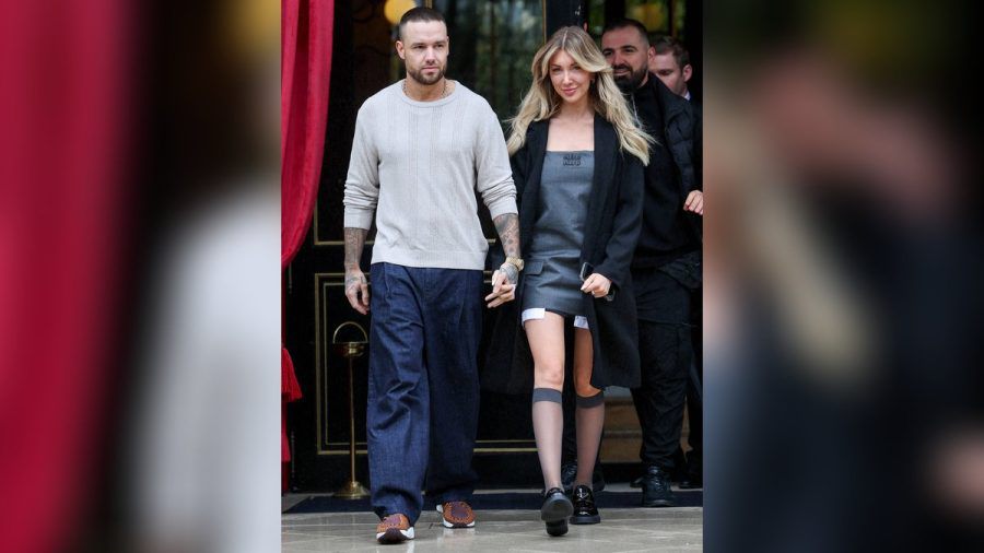 Auch beim Verlassen ihres Hotels zeigten sich Liam Payne und Kate Cassidy Händchen haltend den Fotografen. (ae/spot)