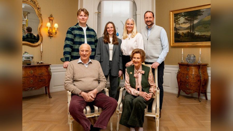 Die norwegischen Royals schicken mit diesem Foto Ostergrüße. (ili/spot)