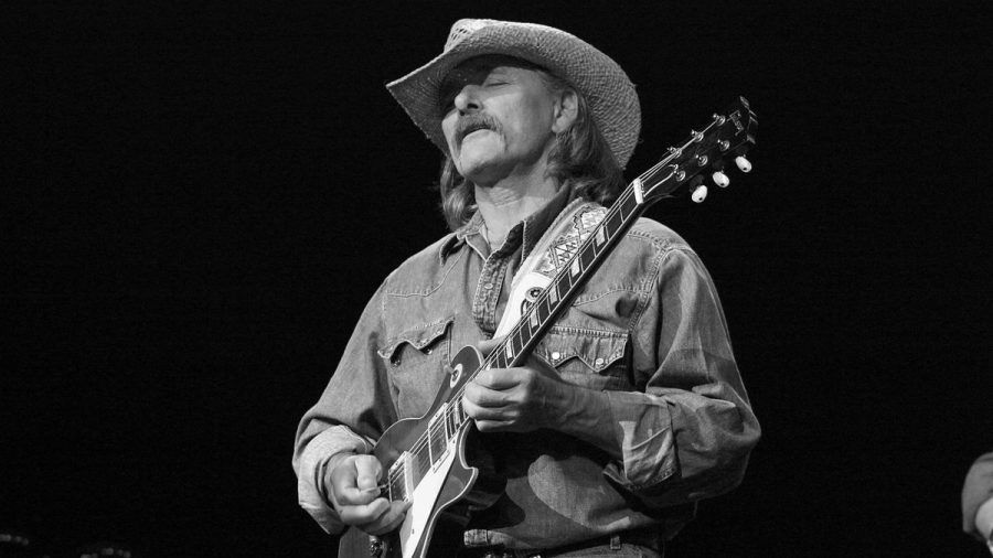 Dickey Betts, hier während eines Auftritts im Jahr 2004, ist gestorben. (wue/spot)