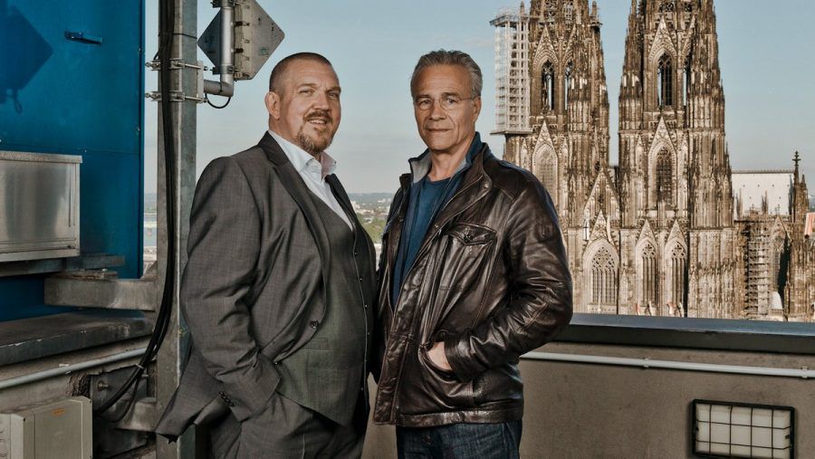 Ballauf und Schenk, alias Klaus J. Behrendt (r.) und Dietmar Bär, ermitteln als "Tatort"-Kommissare schon seit 1997 in Köln. (dr/spot)