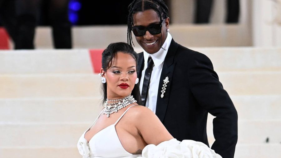 Rihanna und A$AP Rocky sind seit 2021 ein Paar. (eee/spot)