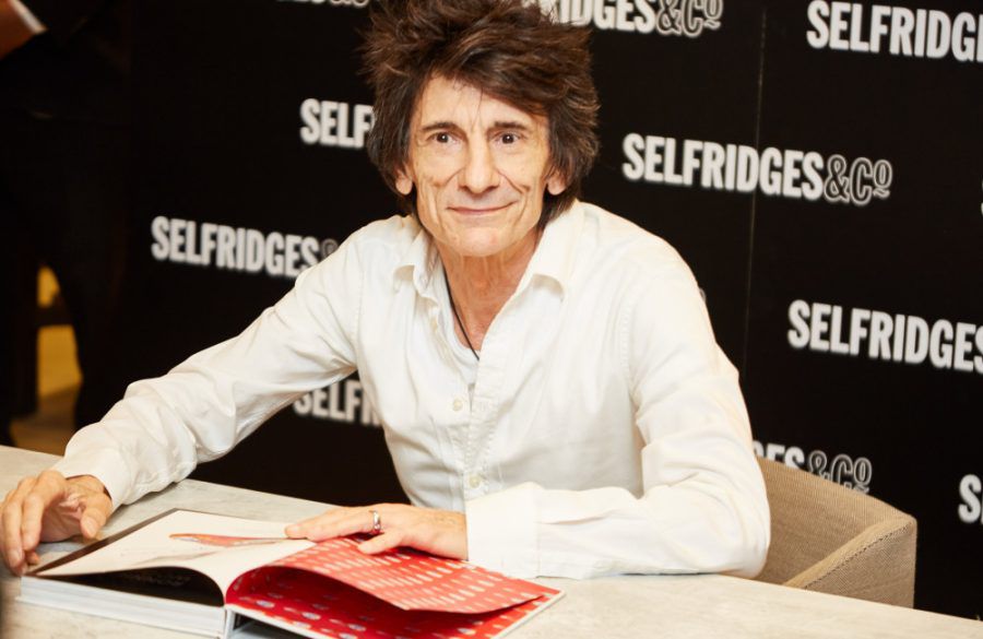 Ronnie Wood - Book Signing 2017 - Famous BangShowbiz