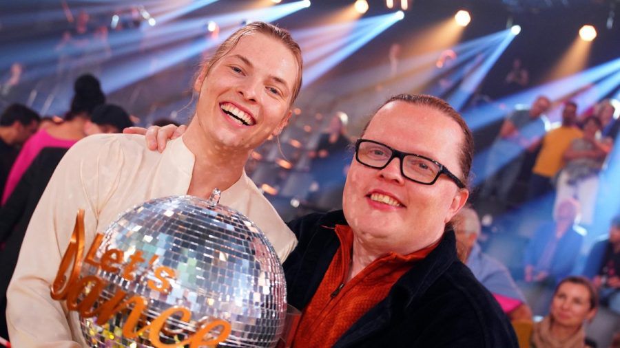 Gabriel und Angelo Kelly freuen sich über den Sieg bei "Let's Dance". (eyn/spot)
