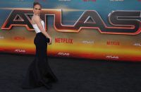 Jennifer Lopez bei der Premiere ihres neuen Films "Atlas". (the/spot)