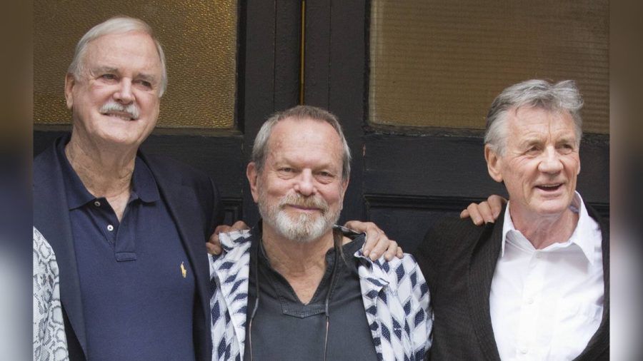 John Cleese, Terry Gilliam und Michael Palin (v.l.n.r.) haben zusammen Geburtstag gefeiert. (stk/spot)