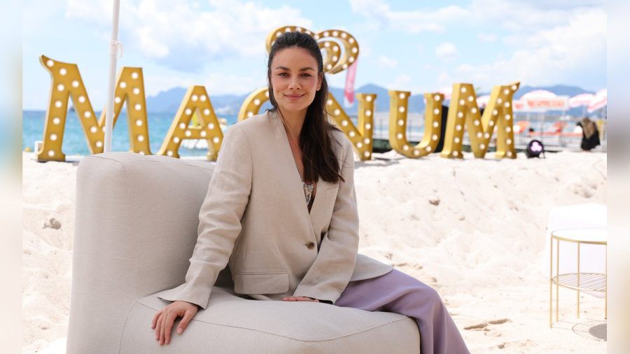 Janina Uhse auf dem Magnum-Event in Cannes. (spot)