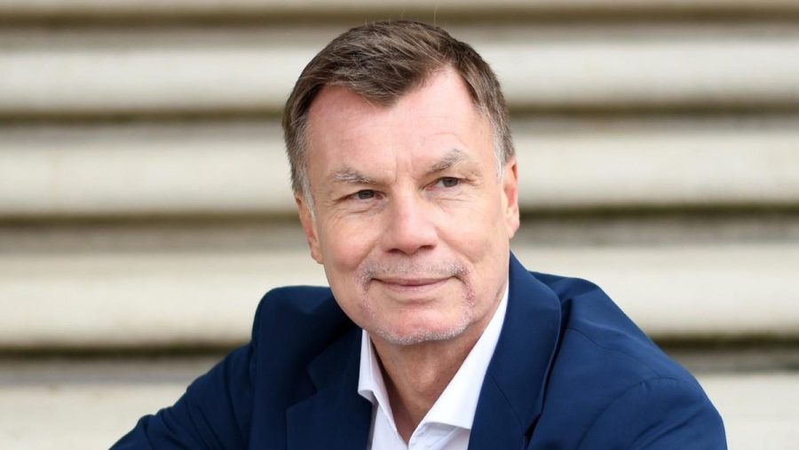 Thomas Helmer springt bei der RTL-Berichterstattung zur Europameisterschaft ein. (ae/spot)