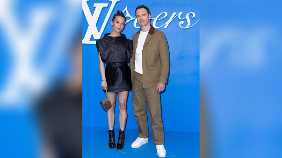 Alicia Vikander und Michael Fassbender bei der Louis-Vuitton-Männermodenschau in Paris. (ili/spot)
