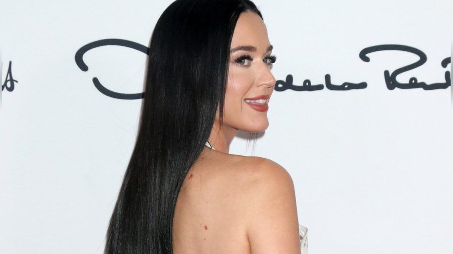 Katy Perry spart Textilien am US-Feiertag. (rho/spot)