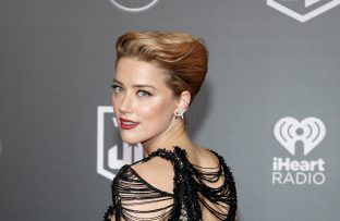 Amber Heard - World premiere of Justice League - 13.11.17 - Photoshot BangShowbiz