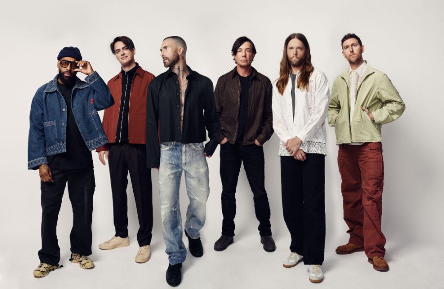 Maroon 5 - Hugh Lippe - ONE USE BangShowbiz
