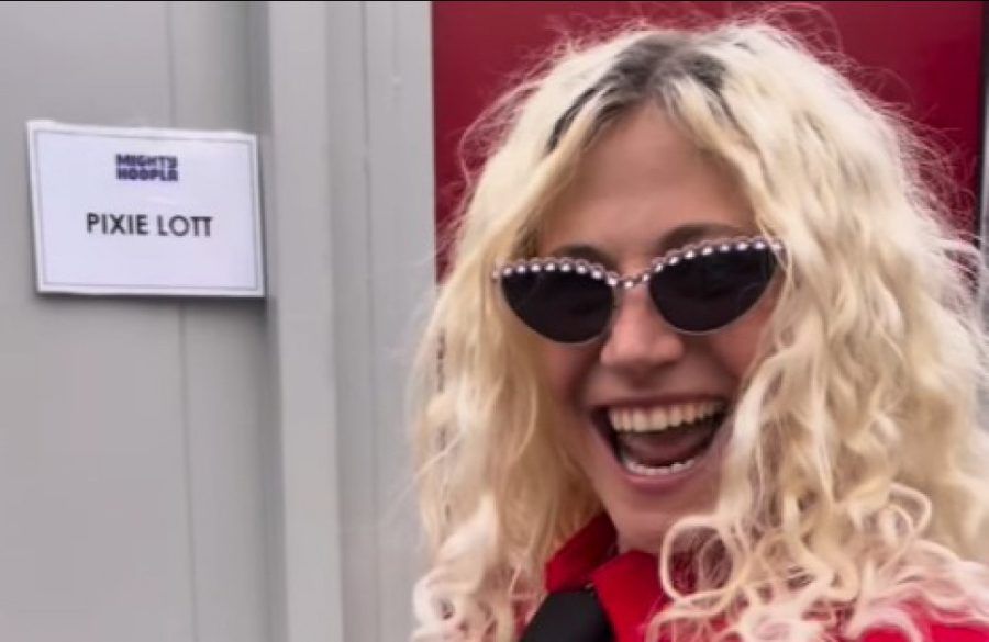 Pixie Lott - June 2025 - pregnant - Instagram - ONE USE BangShowbiz