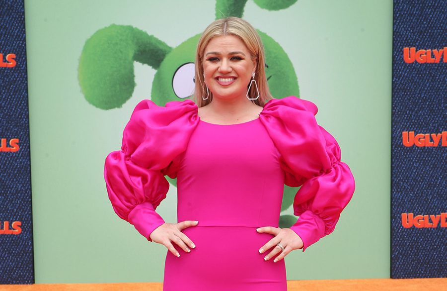 Kelly Clarkson - APR 19 - Famous - UglyDolls premiere BangShowbiz