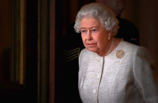 Queen Elizabeth II - Buckingham Palace - November 4th 2015 - Chris Jackson - Getty BangShowbiz